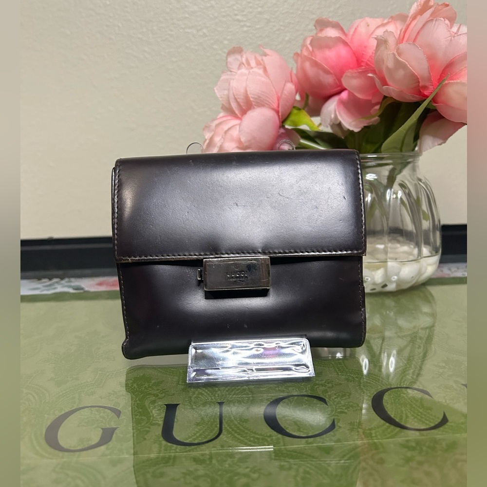 Gucci Deep Brown/ Black Leather Wallet with Push Silver Clasp